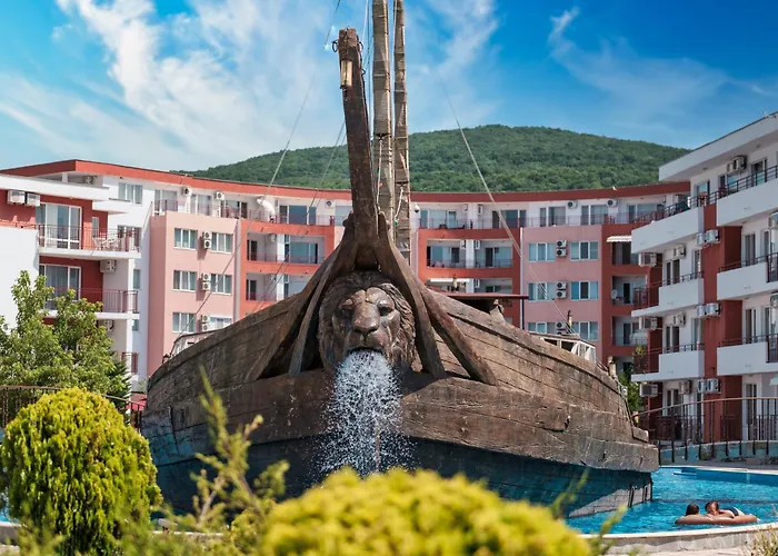 Privilege Apartment *